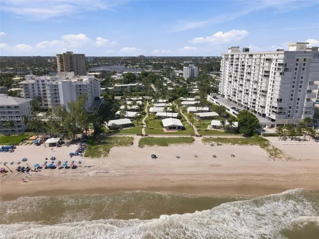 Pompano Surf Club
