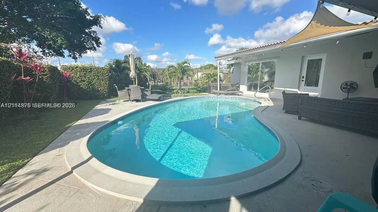 Property photo 30