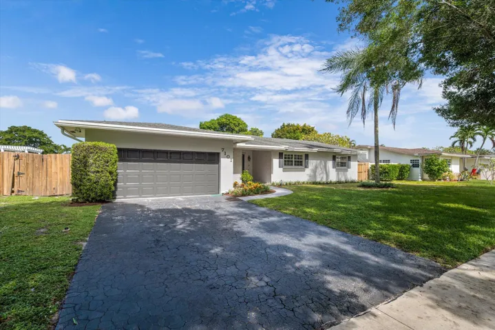 02-7101 SW 19th St, Plantation-18
