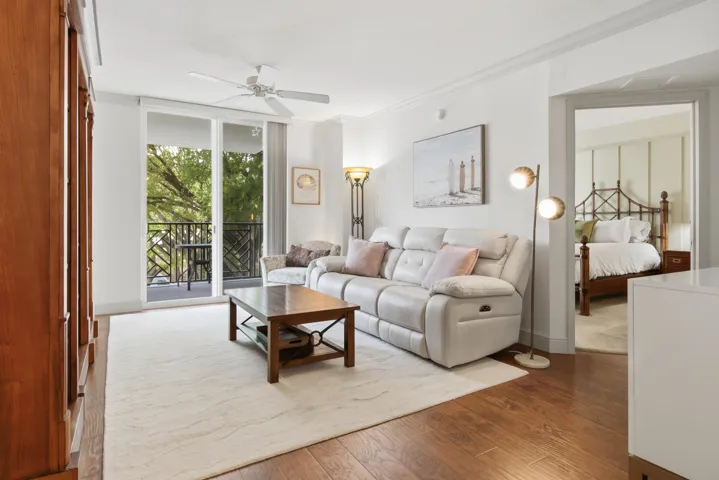 03 - Living Room