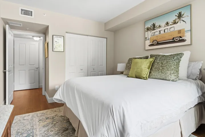 19 - Second Bedroom