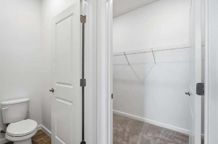 Bath:closet