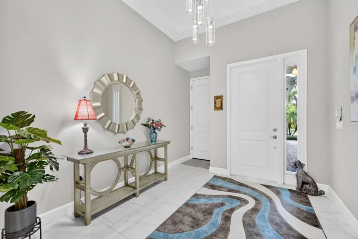 FOYER