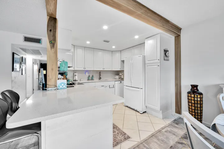 363 Wellington J West Palm Beach 00010