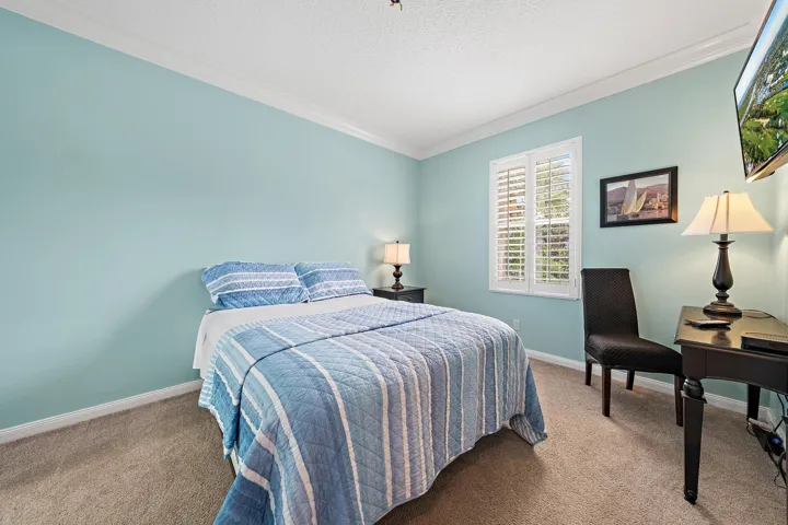 3277 E Community Dr-11
