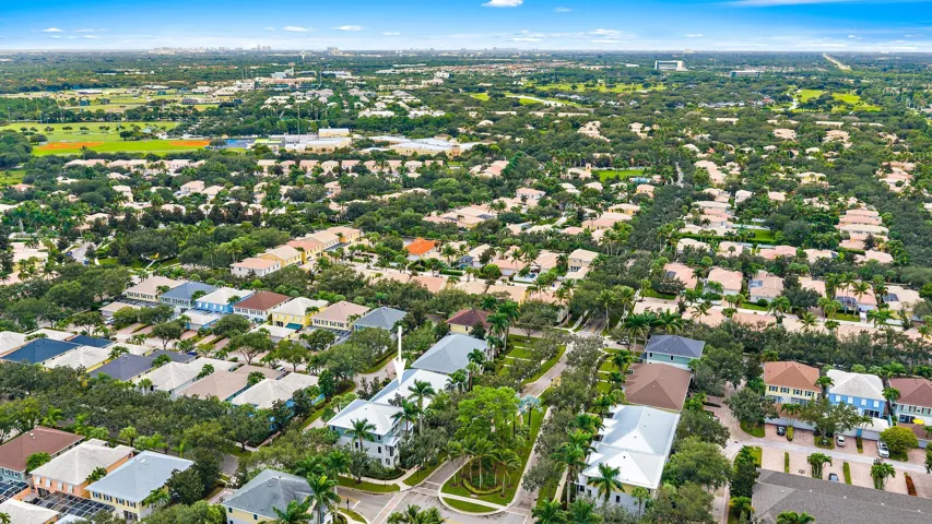 3277 E Community Dr-28