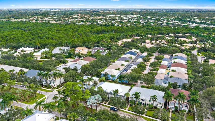 3277 E Community Dr-25