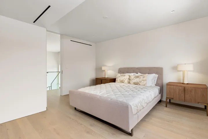 Guest Bed 5