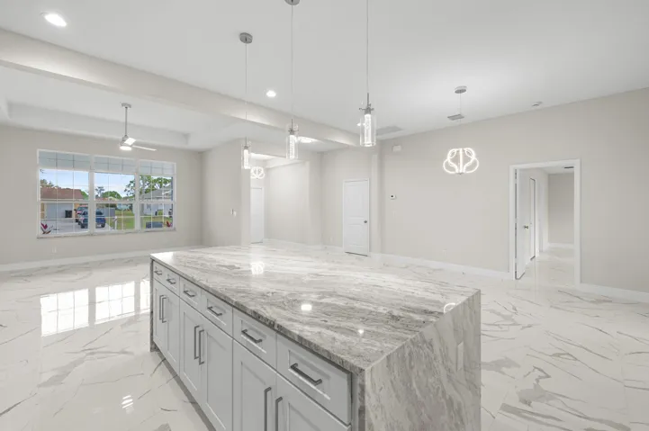 10-web-or-mls-1238 SW Milan Ln - 10