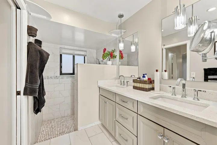 24_primary bathroom