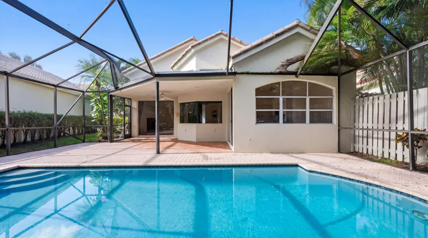 Exterior pool
