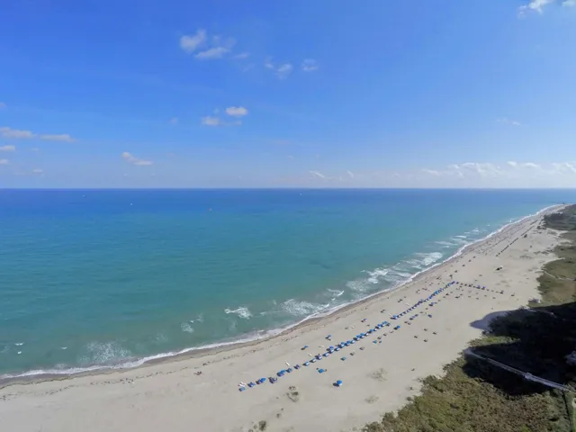 Only 1 qtr mile to beach