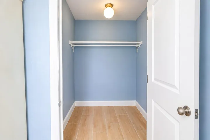 5. Bedroom B 4