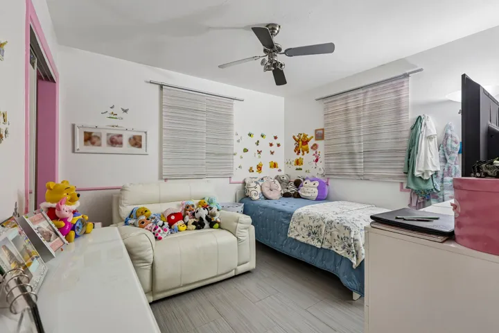 15-web-or-mls-NE 26th Ct-S3010-015