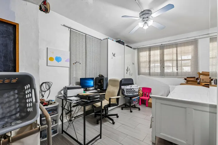 16-web-or-mls-NE 26th Ct-S3010-016