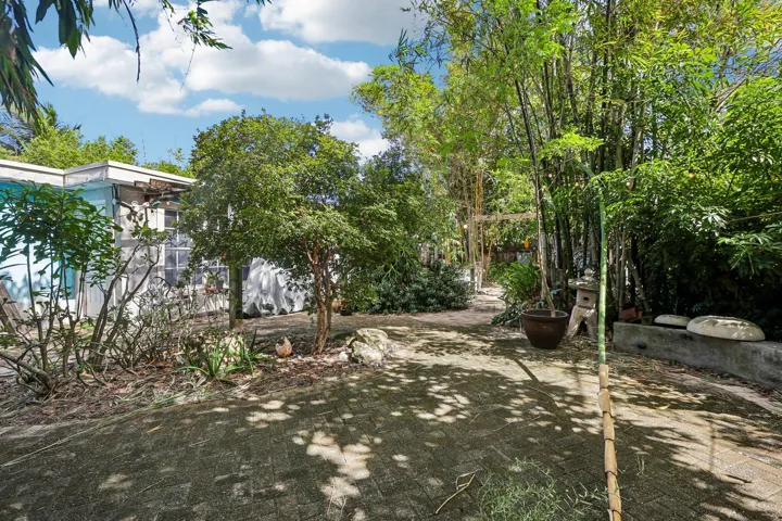 24-web-or-mls-NE 26th Ct-S3010-024