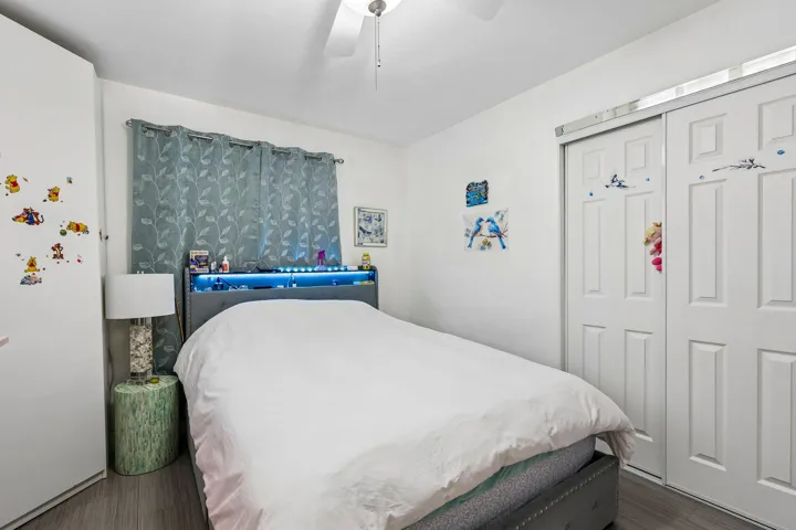 12-web-or-mls-NE 26th Ct-S3010-012