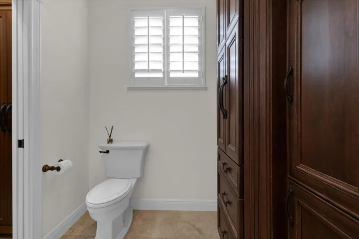 Master bath water closet