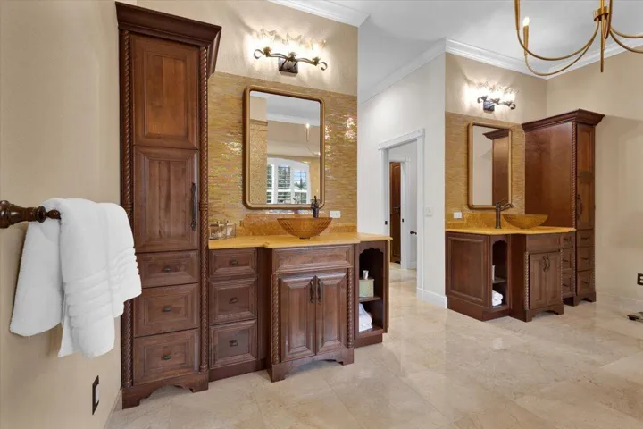 Dual Sinks