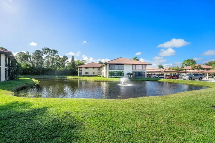 025-390SouthwestSouthRiverDrive-206-Stua