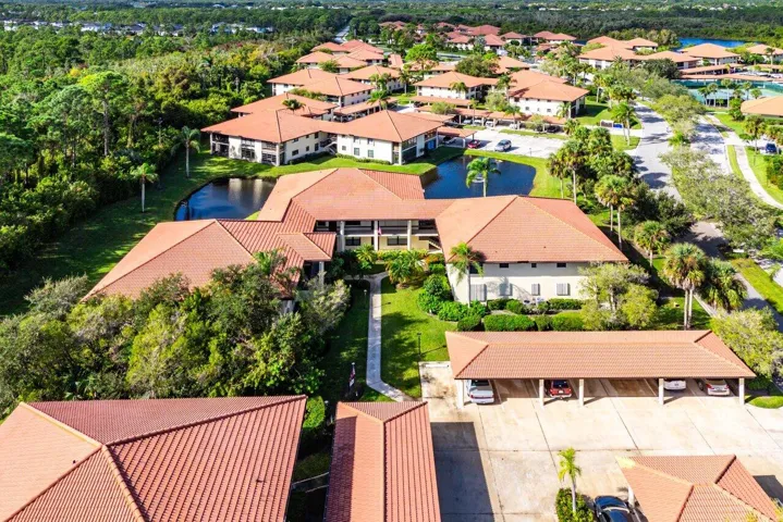 041-390SouthwestSouthRiverDrive-206-Stua