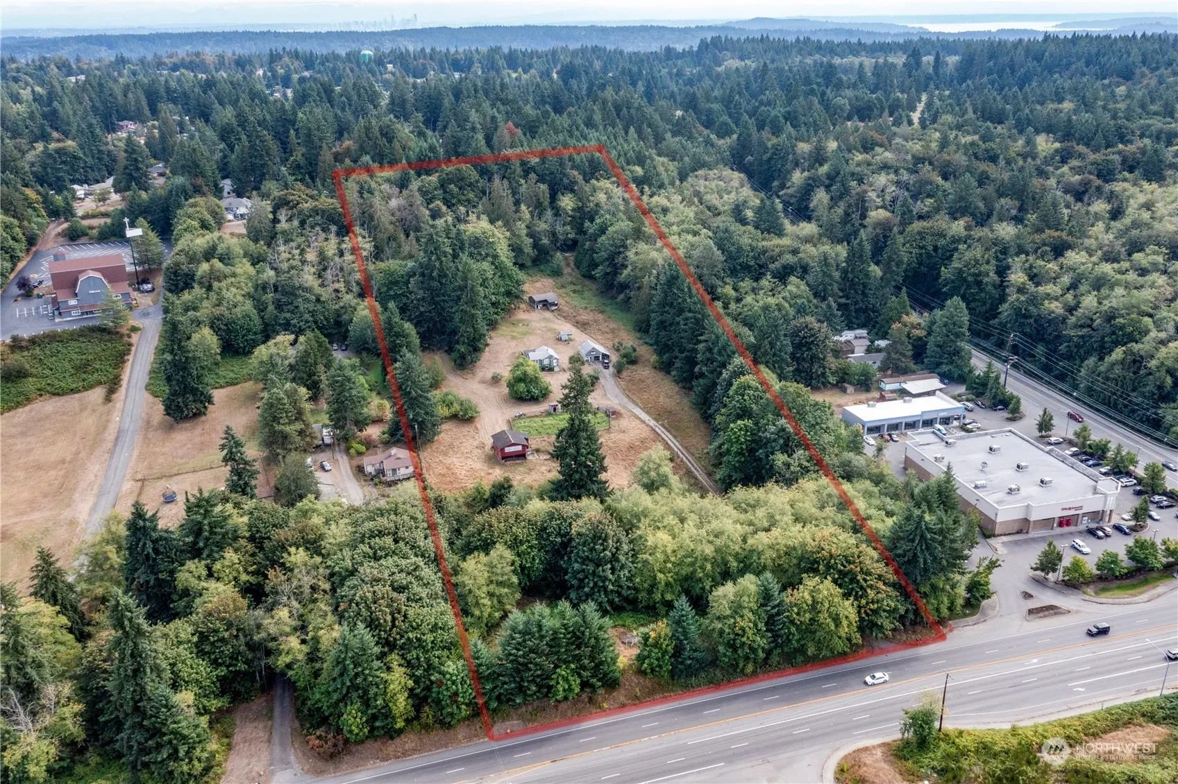 Property photo for 6522 State Hwy 303 Ne, Bremerton photo 2