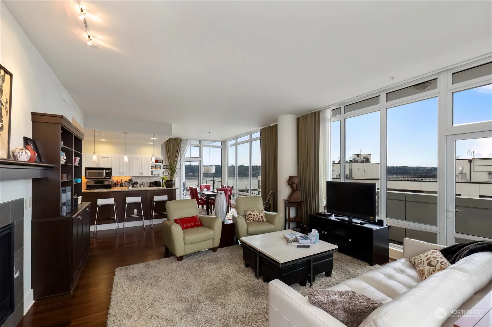 Property photo for 320 Washington Avenue #602, Bremerton photo 2