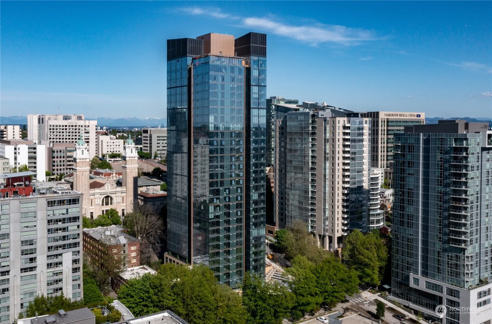 800 Columbia Street #601, Seattle