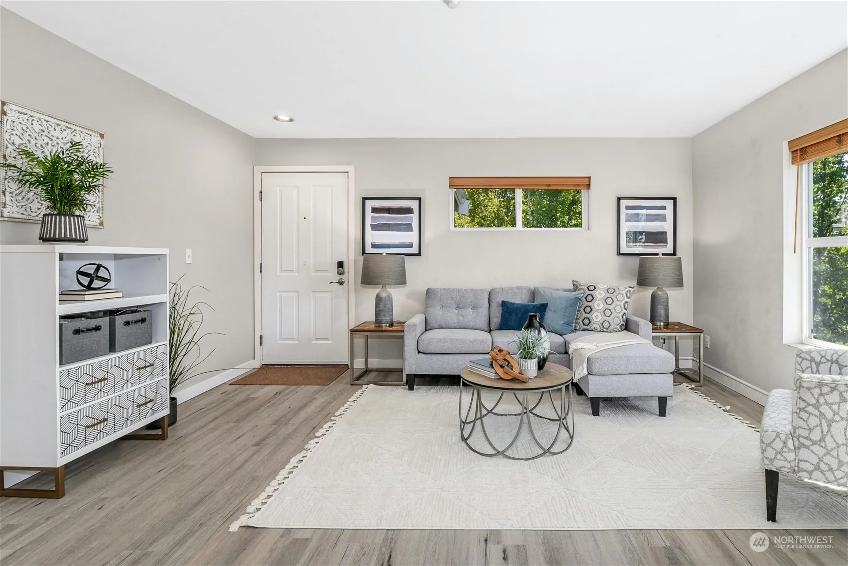 Property photo for 1698 25th Place Ne #304, Issaquah photo 4