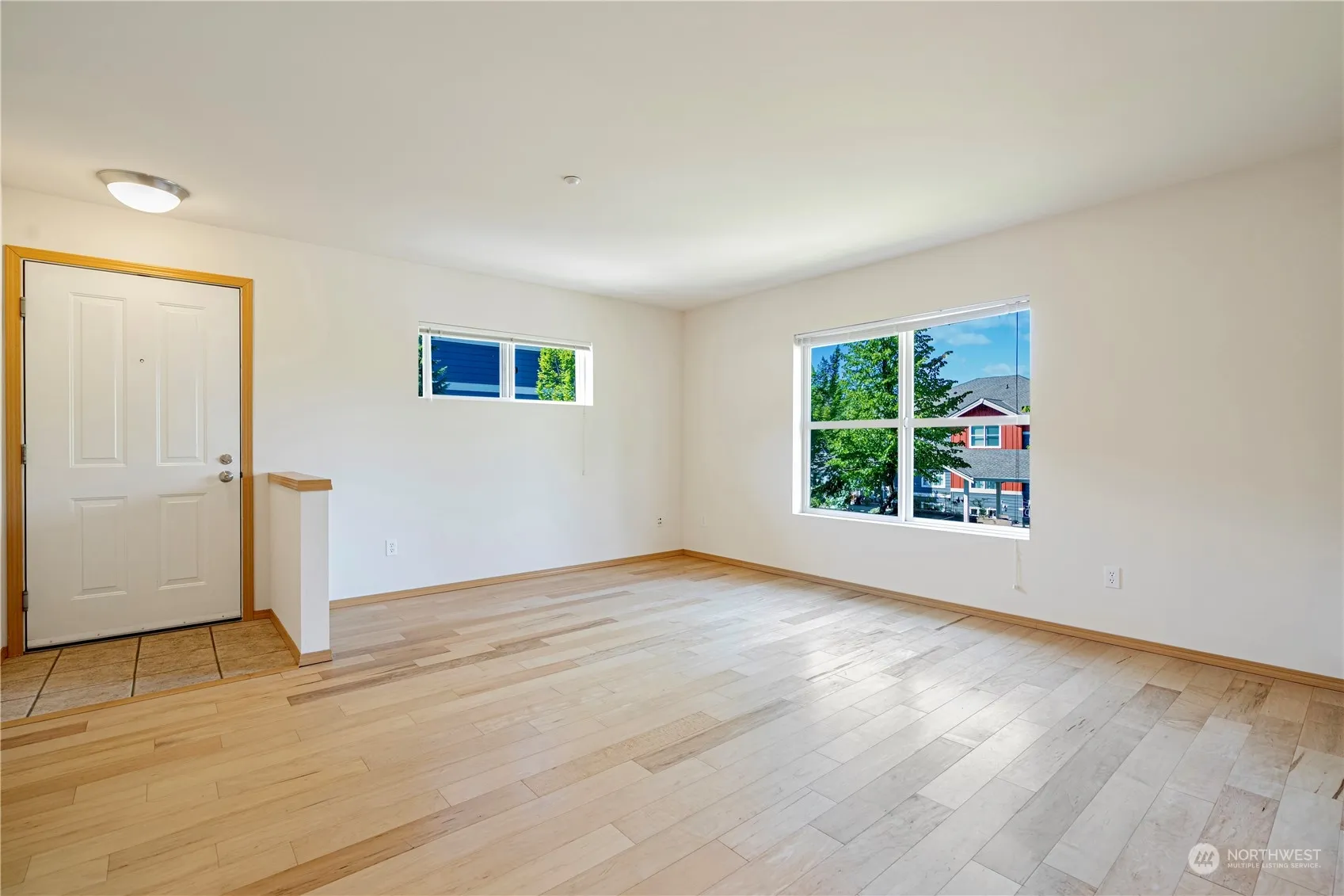Property photo for 1672 25th Place Ne #304, Issaquah photo 4