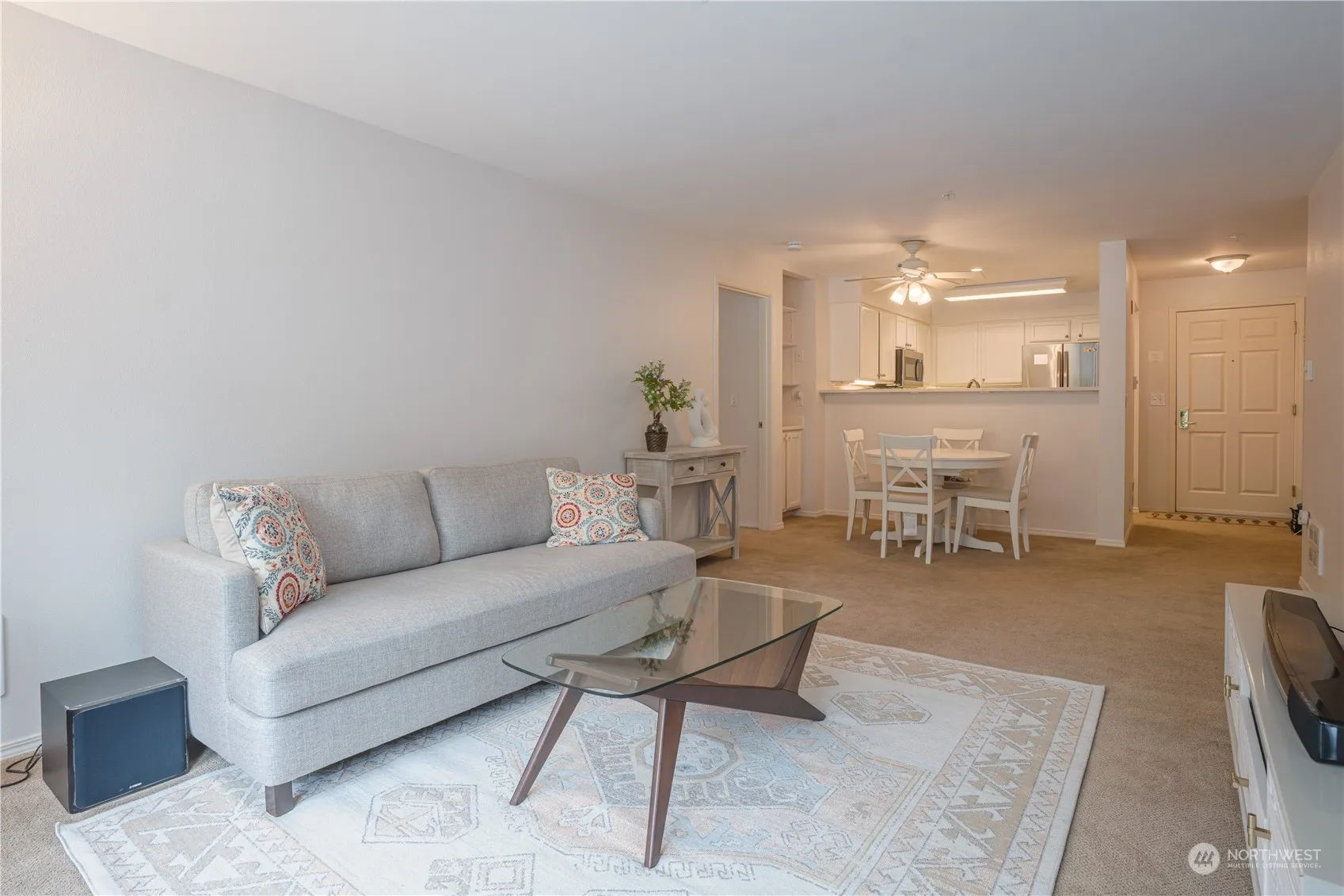 Property photo for 4133 224th Lane Se #302, Issaquah photo 4