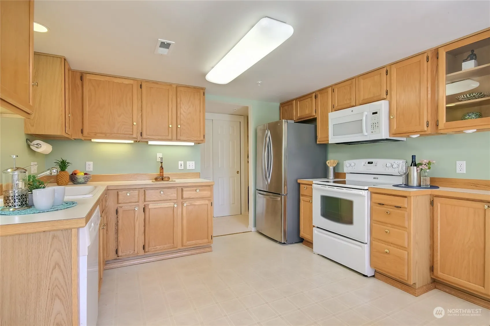 Property photo for 4109 224th Lane Se #208, Issaquah photo 5