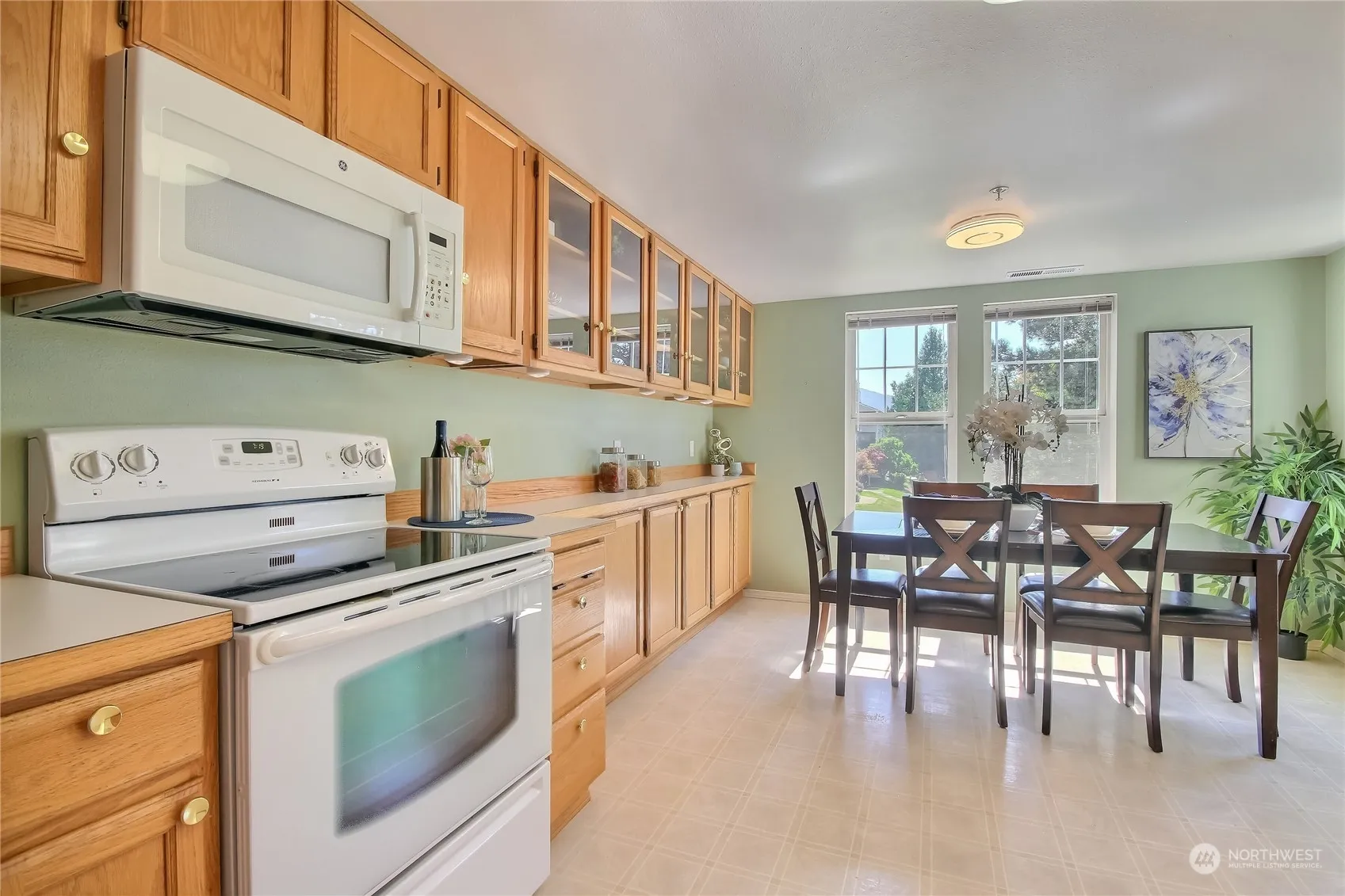Property photo for 4109 224th Lane Se #208, Issaquah photo 2