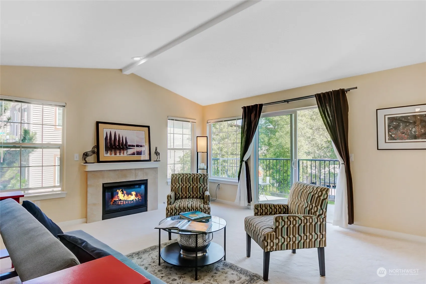 Property photo for 25025 Se Klahanie Boulevard #j301, Sammamish photo 5