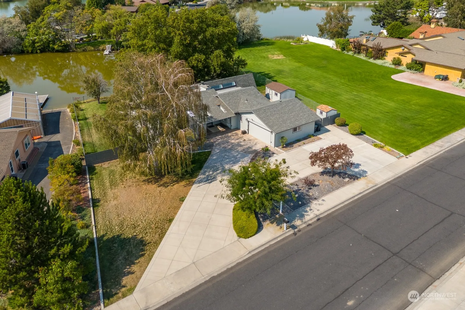 Property photo for 951 S Laguna Drive, Moses Lake photo 5