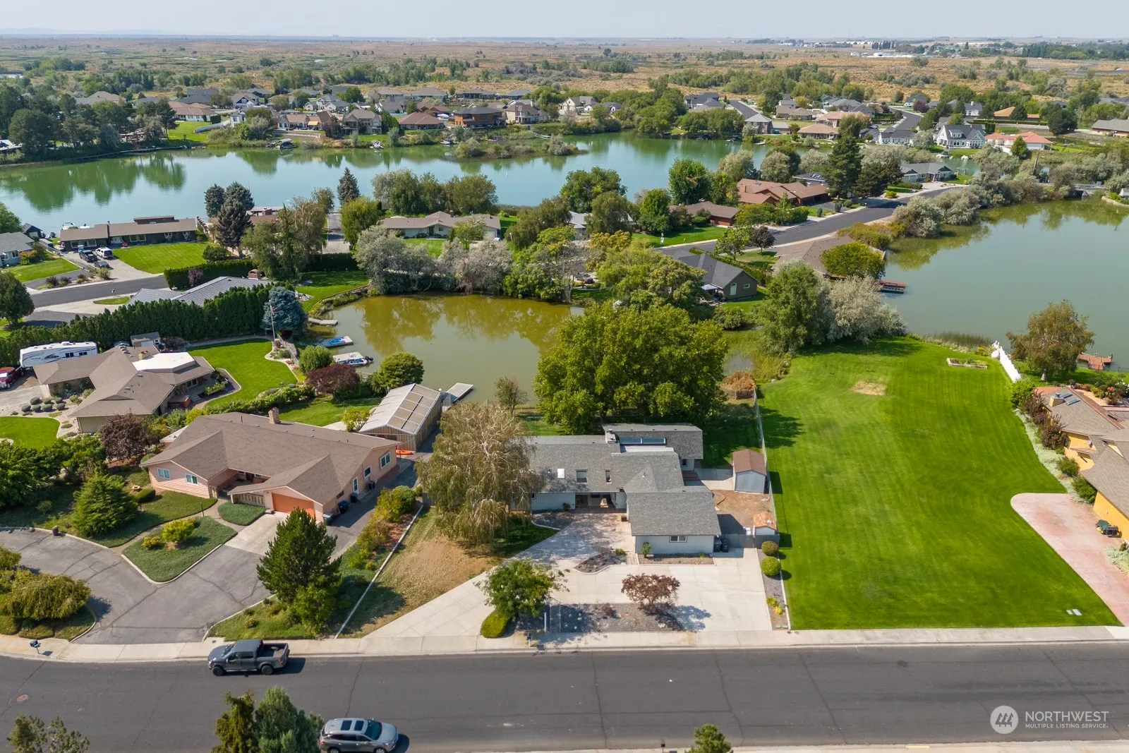 Property photo for 951 S Laguna Drive, Moses Lake photo 3