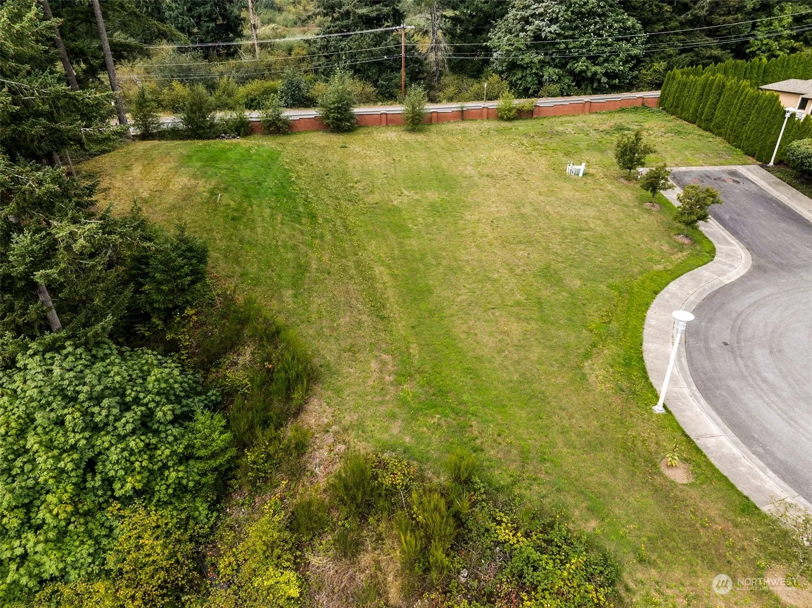 Property photo for 1828 176th Avenue E, Lake Tapps photo 4