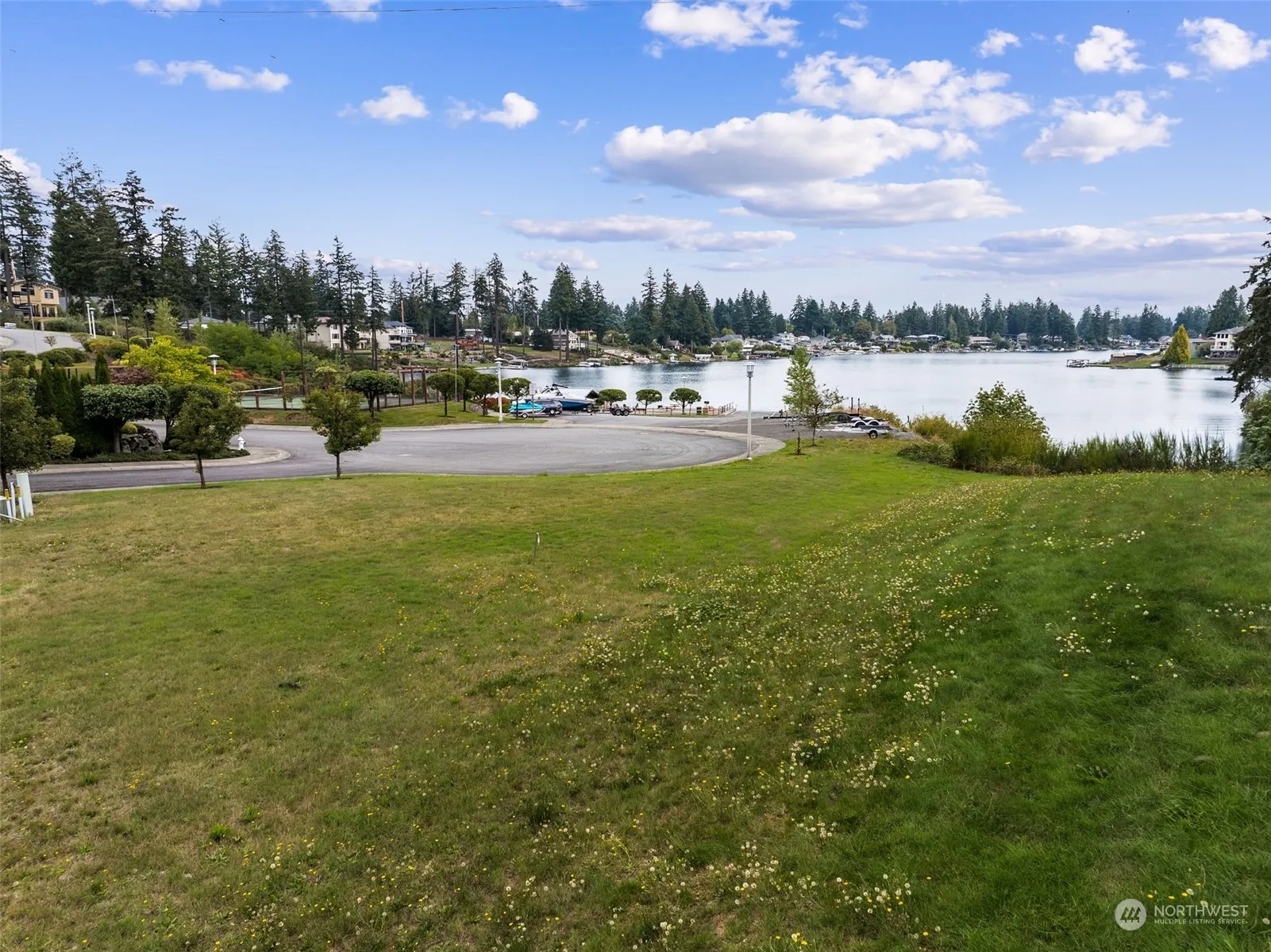 Property photo for 1828 176th Avenue E, Lake Tapps photo 3