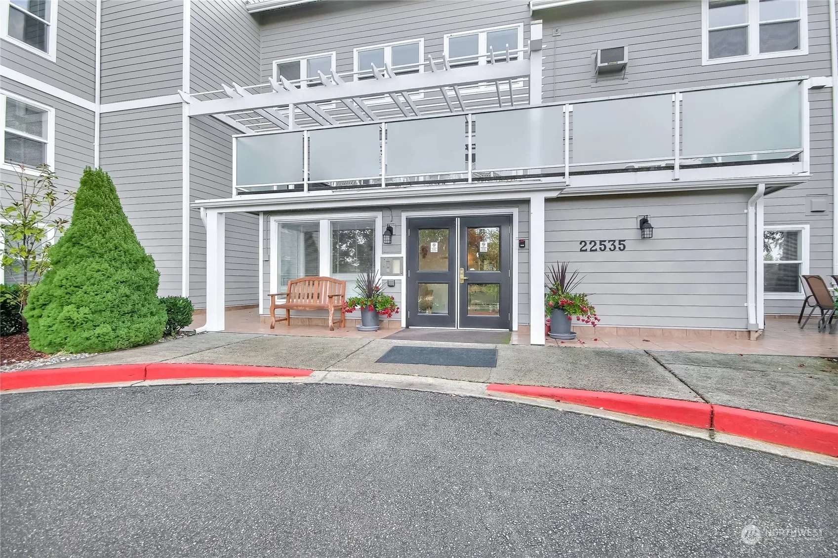 Property photo for 22535 Se Highland Circle #106, Issaquah photo 4