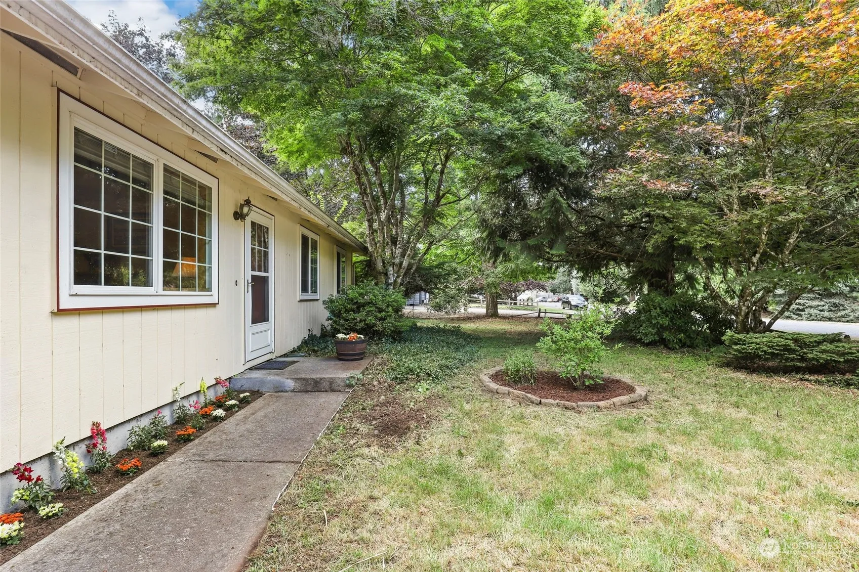 Property photo for 7220 Fair Oaks Loop Se, Olympia