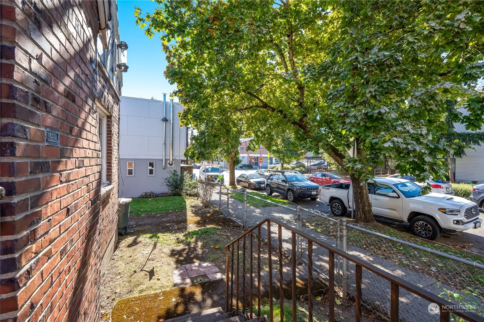 Property photo for 324 25th Avenue S, Seattle