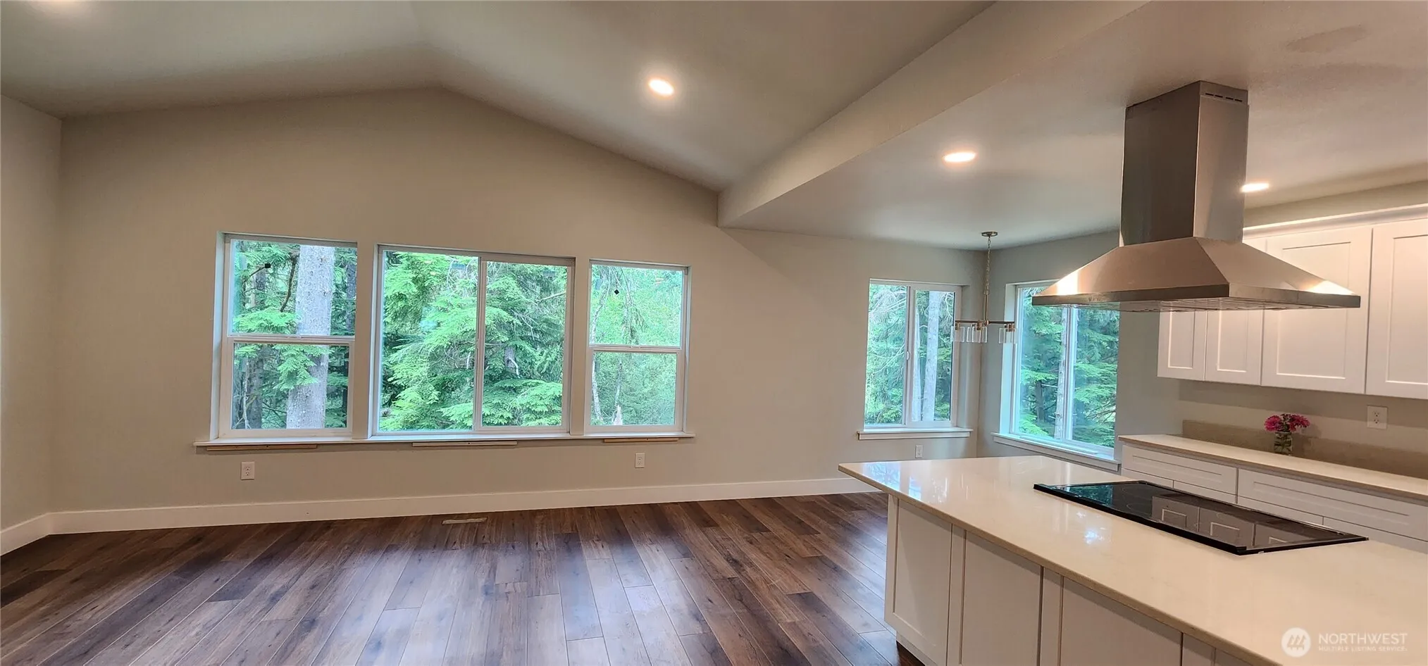Property photo for 821 E Olde Lyme Road, Shelton photo 3