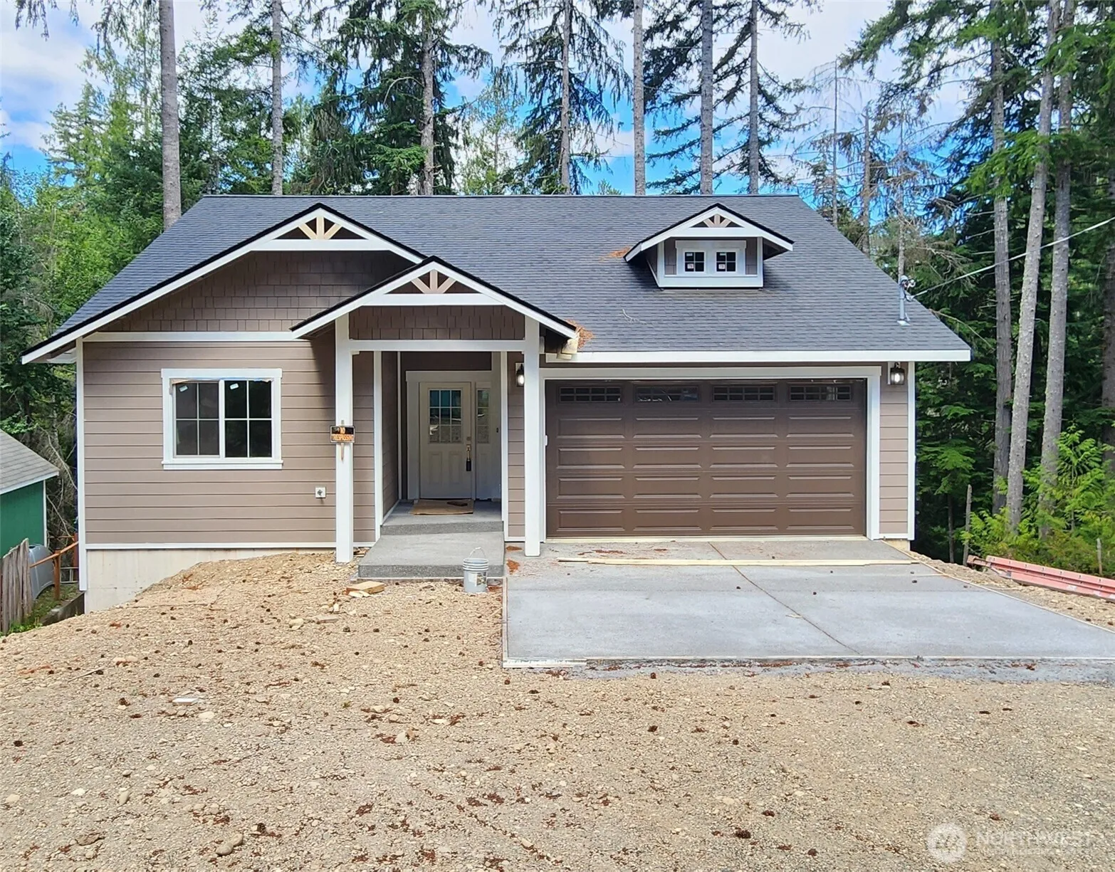 Property photo for 821 E Olde Lyme Road, Shelton