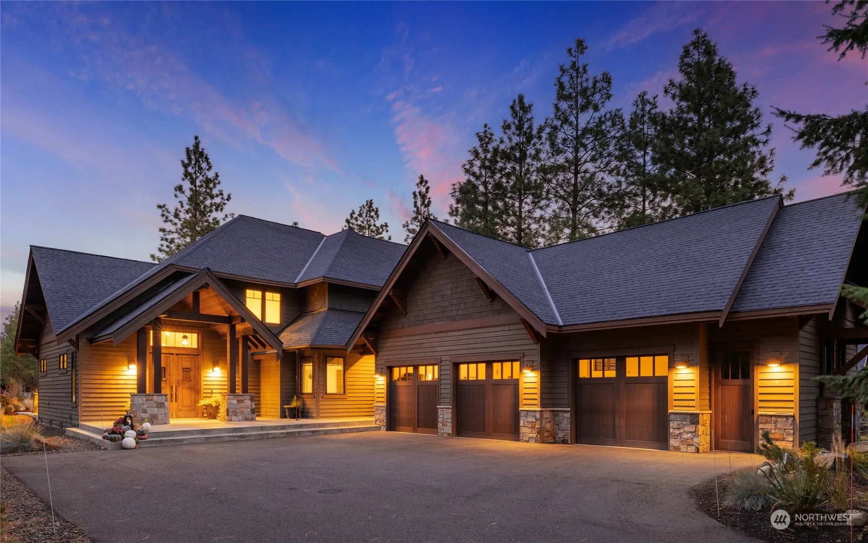 221 Southern Star Lane, Cle Elum