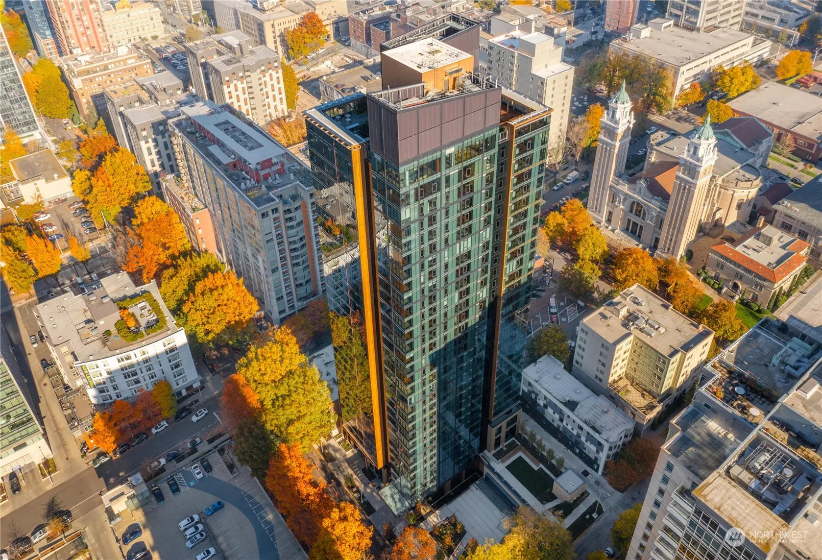 800 Columbia Street #909, Seattle
