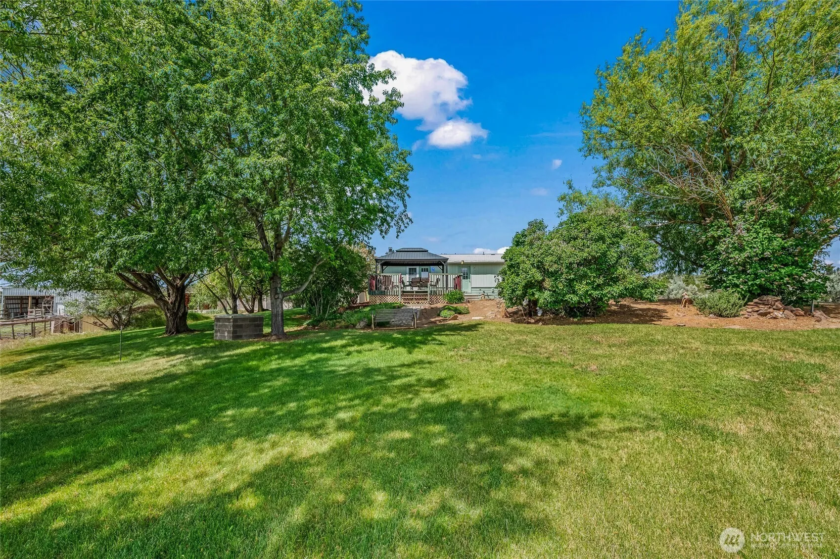Property photo for 16161 Badger Mountain Road, East Wenatchee photo 5
