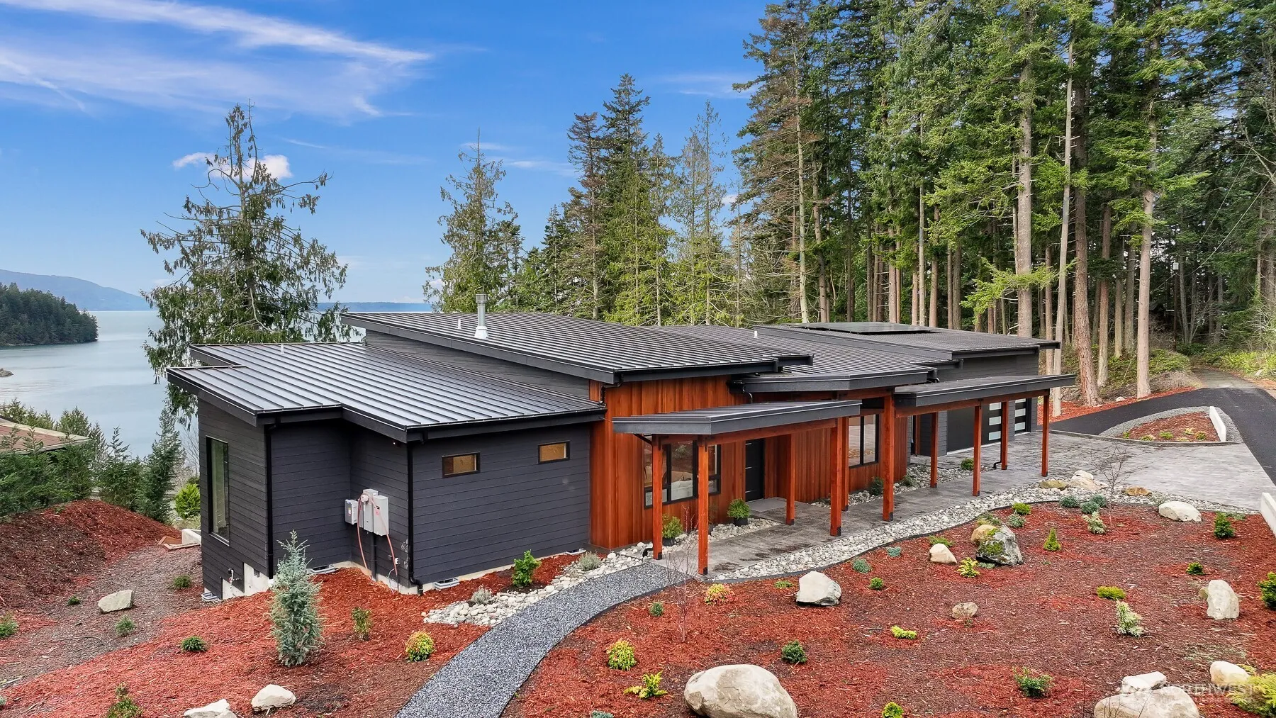 Property photo for 166 Soundview Drive, Bellingham
