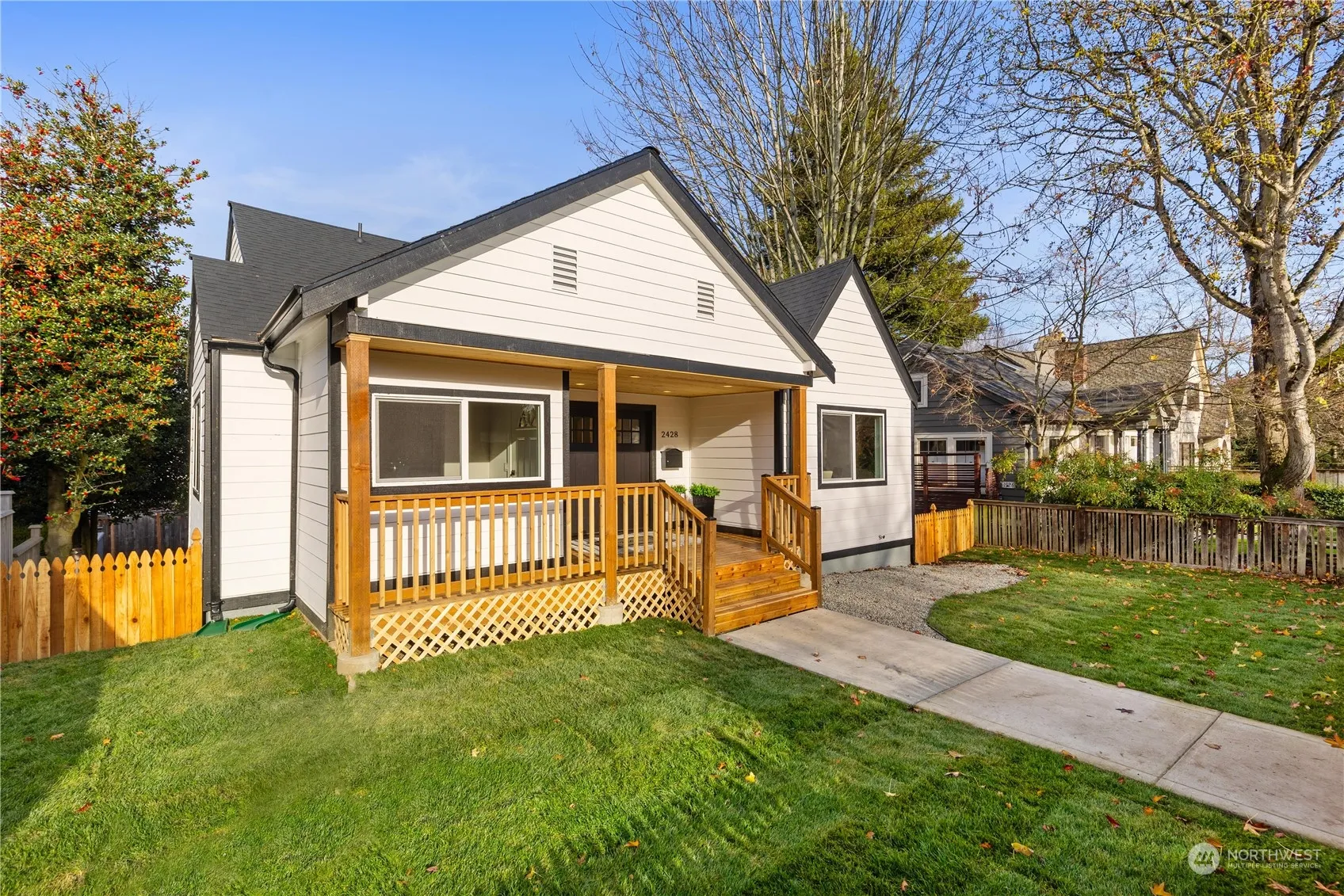 2428 E Roanoke Street, Seattle