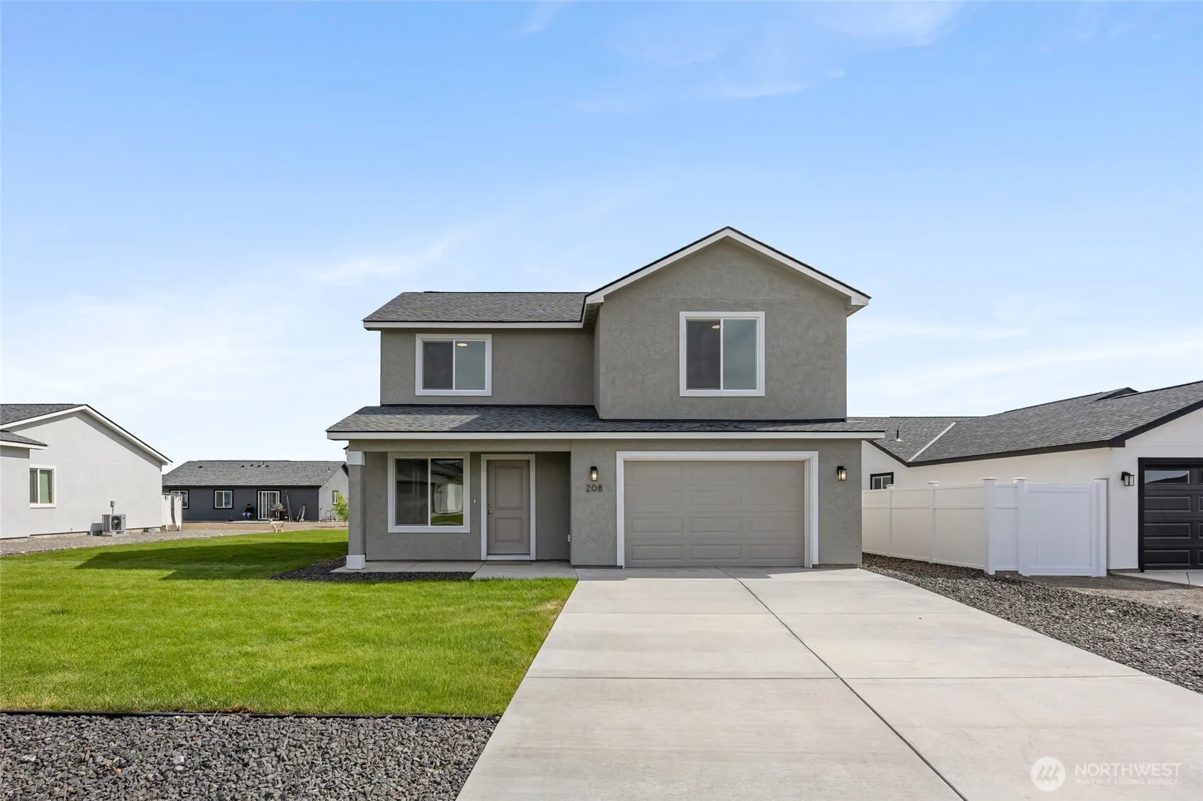 Property photo for 208 Rattray Drive, Mattawa photo 2