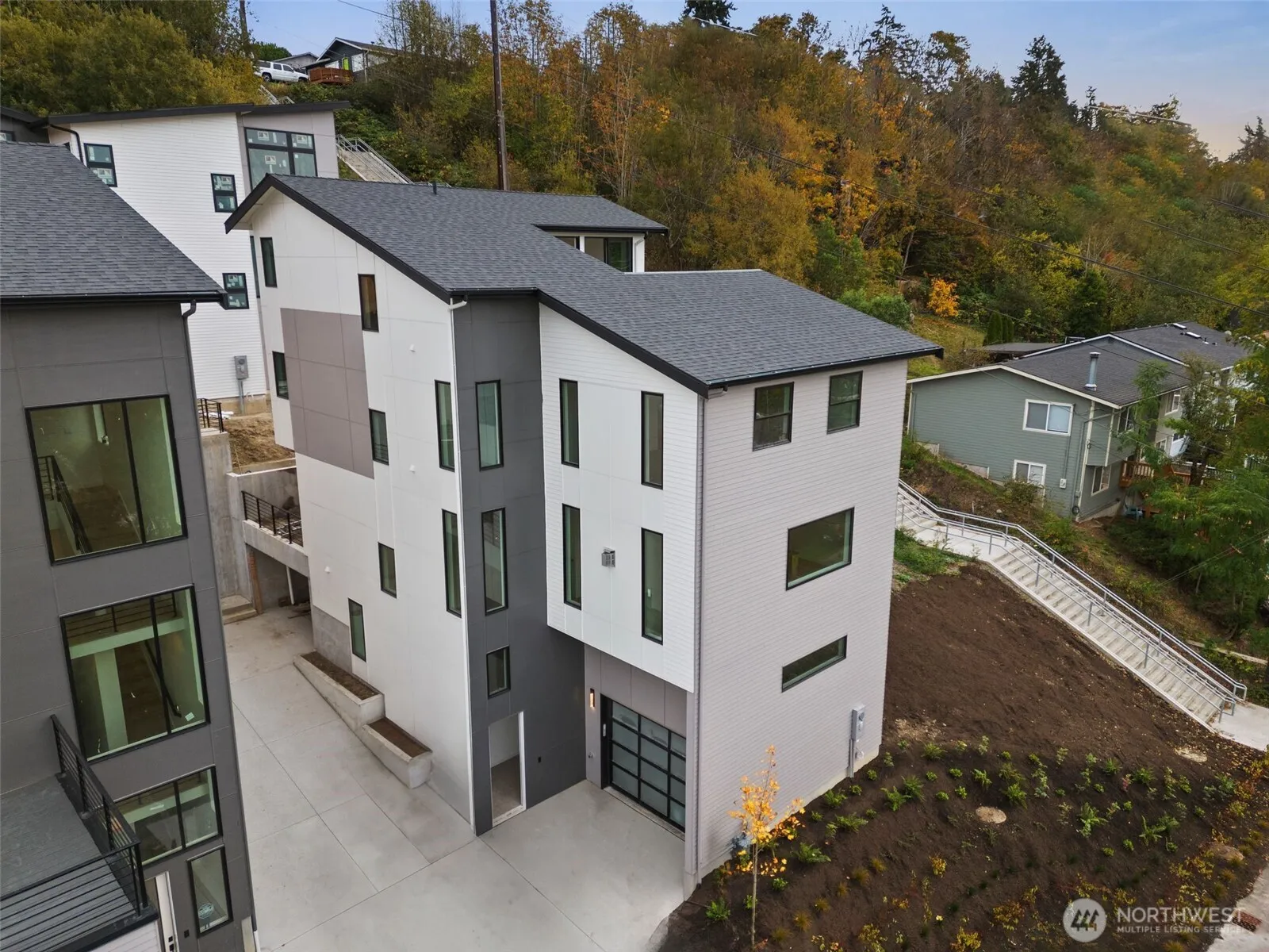 5256 23rd Avenue Sw, Seattle